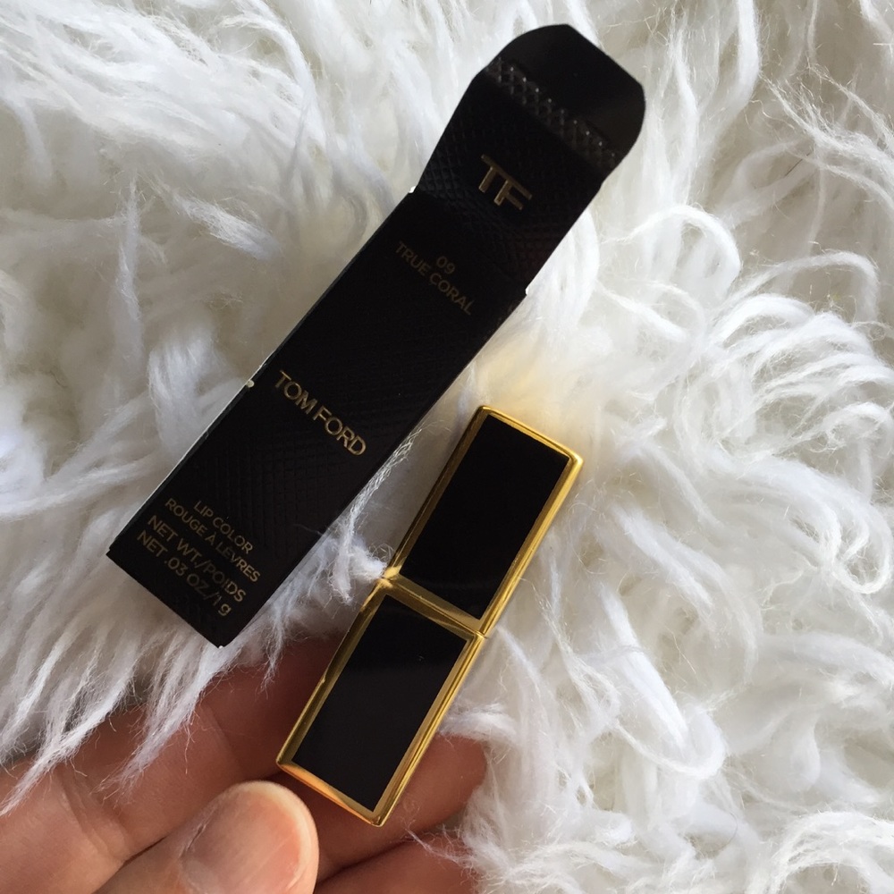 Tom Ford mini lip color. 09 true coral - Picture 2 of 6